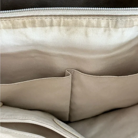 Fossil Cream Leather Tote Bag - Picture 10 of 16